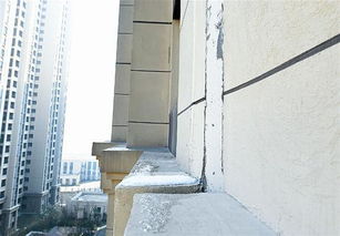 武漢新建樓房成樓歪歪 外墻相錯嚇壞業主